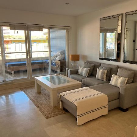 Apartamento Puerto Sotogrande Marina Bagian luar foto