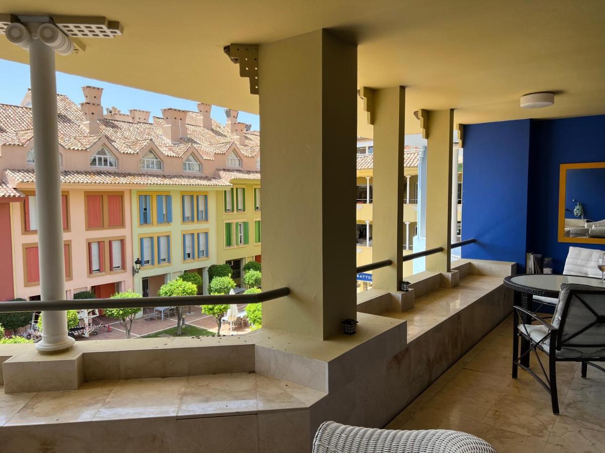 Apartamento Puerto Sotogrande Marina Bagian luar foto