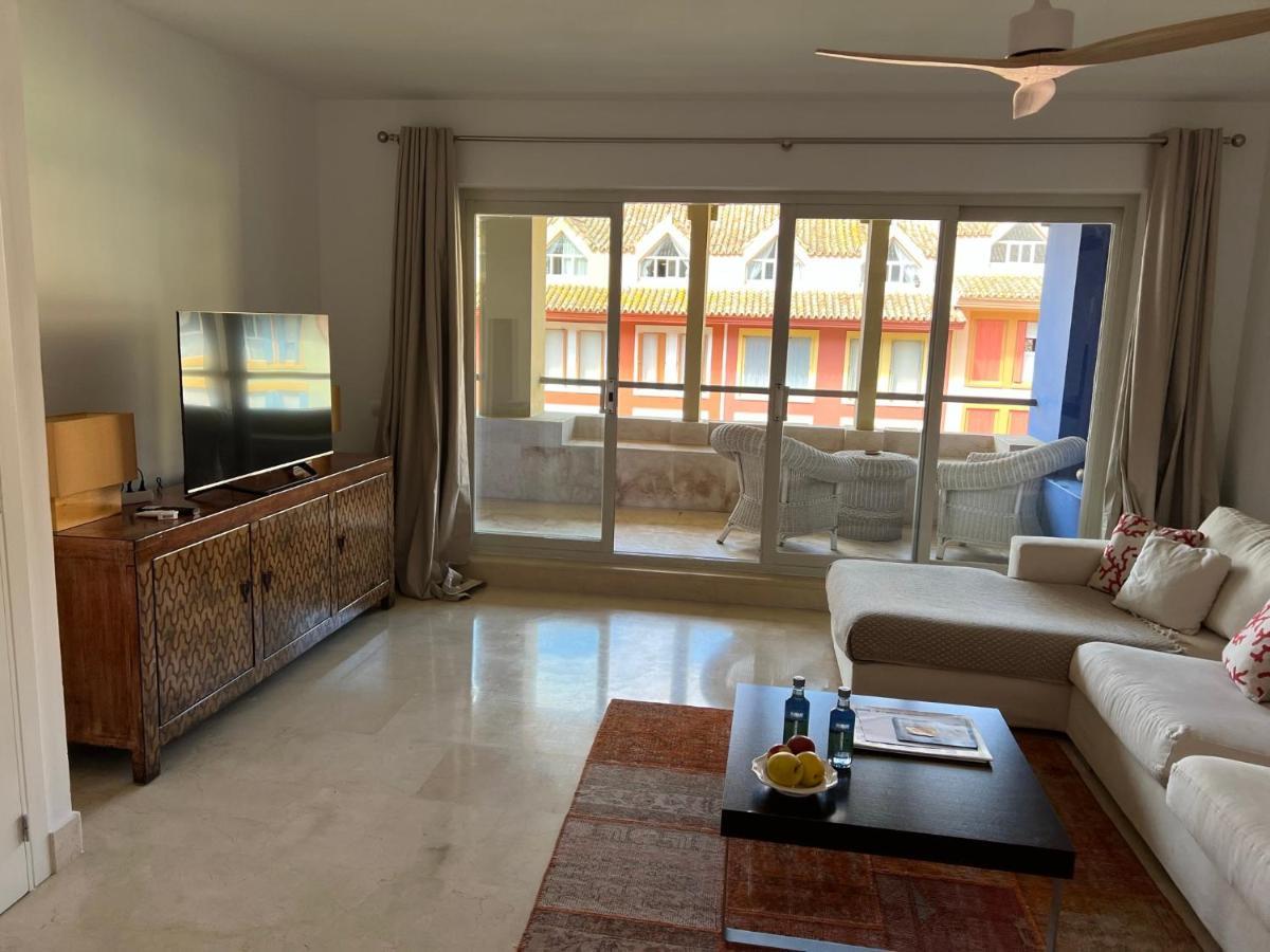 Apartamento Puerto Sotogrande Marina Bagian luar foto